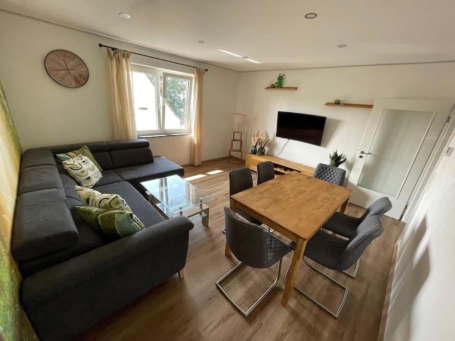 Zentrale Mit Kueche&wlan * Neustadt an der Weinstrasse